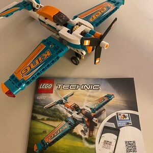 LEGO TECHNIC Set 42117 Turquoise and Orange Racing aircraft